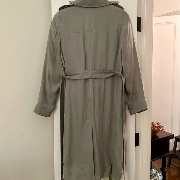 Banana Republic Lightweight Trench in sage green, XS, great condition. - Picture 4 of 16
